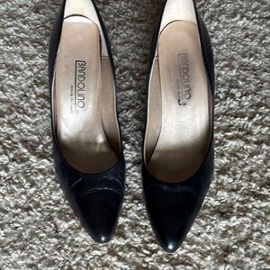 Bandolino Classic Black Heels